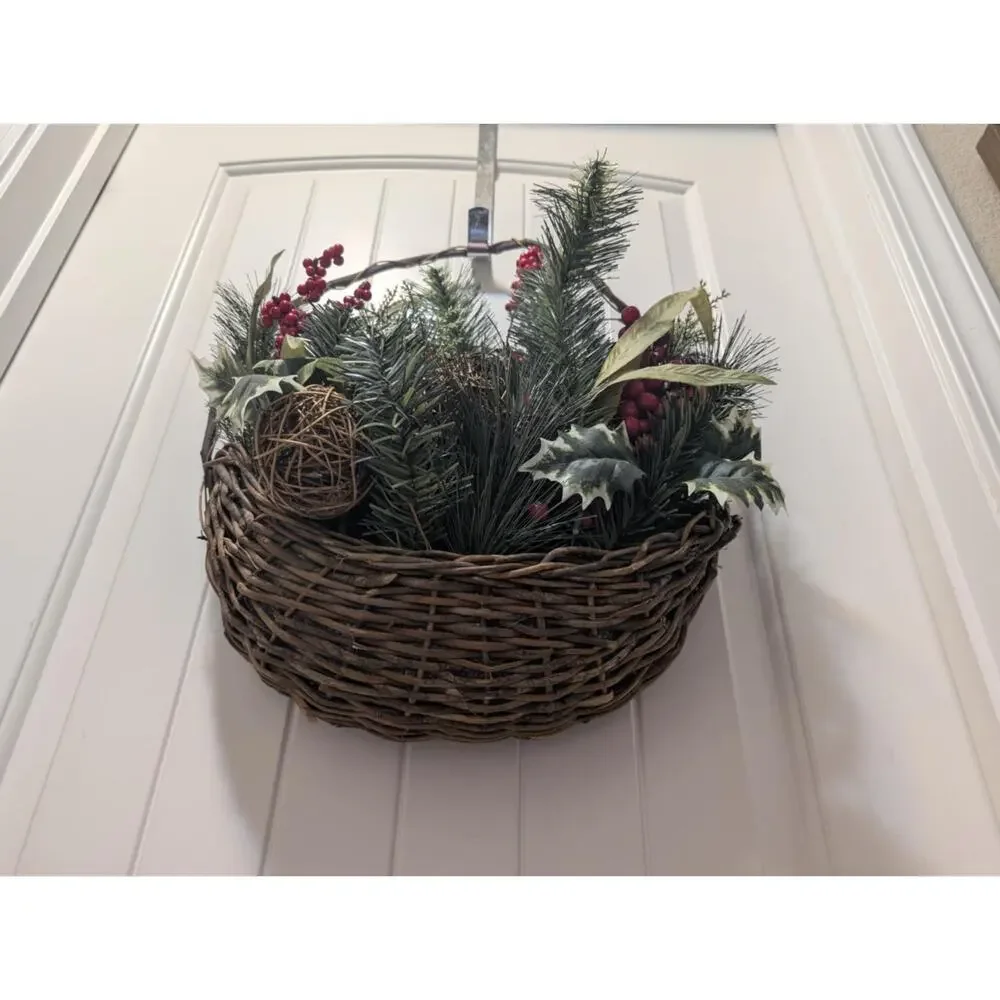 Christmas Wreath Wicker Basket Red Cardinal Berries Holiday Door Wall Decor